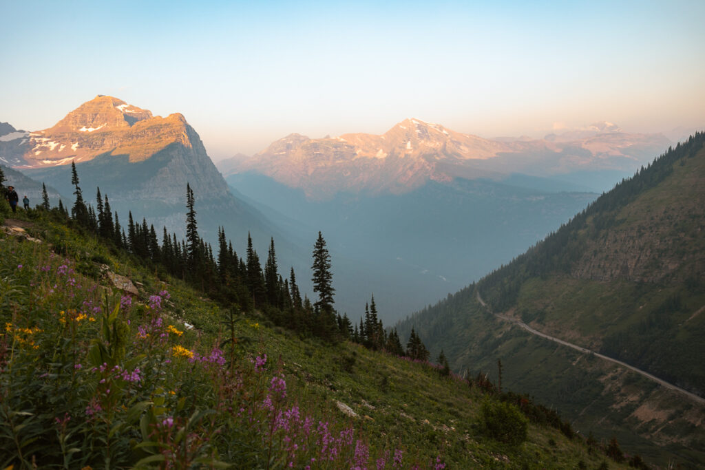 Highline trail in Glacier National Park 